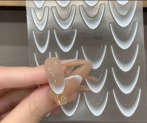 Miếng dán sticker fen đầu móng sẵn 4 màu - TGN937