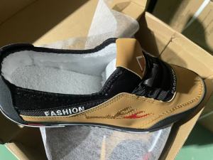 [Free Shipping] MenS Autumn And Winter New Casual Shoes Leather Low-Top Slip-On Sneakers