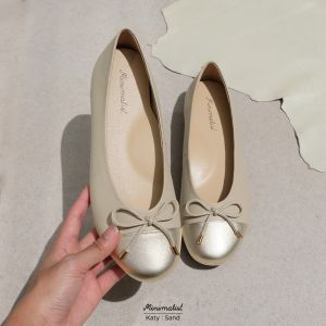 𝐌𝐈𝐍𝐈𝐌𝐀𝐋𝐈𝐒𝐓 รองเท้าหนังแกะ รุ่น Katy (Sand) รุ่นยอดฮิตของสาวหน้าเท้ากว้าง นิ่ม ซัพพอร์ตเท้า ไม่ลื่น พื้นไม่บาง