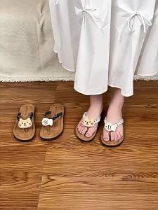 Cute Herringbone Anti-Slip Summer Outdoor Ins Flip-Flops 2025 Beach Fashion New Soft Sole Slippers For Summer