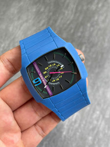 Đồng hồ nam Diesel thể thao Thụy Sĩ chạy pin hàng Si