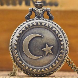 Retro Moon Star Pocket Watch Fashion Anime Quartz Necklace Watch Mens and Womens Jewelry Childrens Holiday Gifts