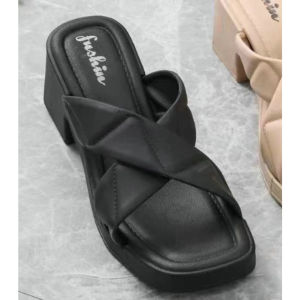 Sandal Jelly Selop Wanita Fushin Motif Garis Segitiga Timbul Fushin17
