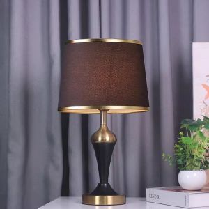 Nordic Style Bedside Lamp Home Living Room Simple Retro Table Lamp Modern Creative Reading Lamp Romantic Desk Light 25*46cm