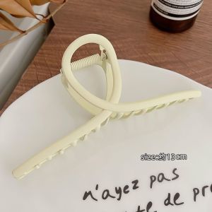 Pearl Hair Clip Large Hair Claw Metal 金属交叉珍珠抓夹鲨鱼夹 Klip Rambut Mutiara Silang Logam Korean Elegant Women Shark Grab Hair Accessories