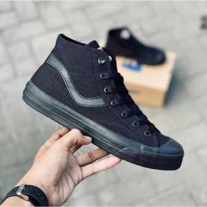 Sepatu Sneakrers Pria Dan Wanita Boots Hitam Trendry Sepatu Pria Boots Sepatu Wanita
