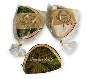 Souvenir Thalita  100Pcs Dompet Koin Batik Resleting Kemasan Plastik  dan kartu ucapan Sovenir Pernikahan Haji Ultah
