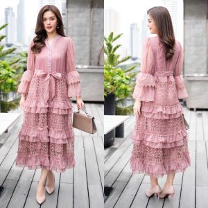 Cutie Minute อก  38”   40” 42“ เดรสผ้าซิลล์เกรดพรีเมี่ยม ดีเทล Mix& match กับผ้าลูกไม้ สวยลงตัวมากค่ะ มาพร้อมเชือกผูกรัดเอว