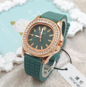 นาฬิกาข้อมือผู้หญิง Bolun แบรนด์แท้ รุ่น เหลี่ยม ขอบเพชร หน้าปัดขีด