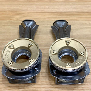 2 bộ Họng Đầu Đốt chia lửa bếp gas Sen đồng chữ JAPAN  - [LINH KIỆN PHỤ TÙNG THAY THẾ BẾP GA] - ( Kèm Bass gắn + Vít)