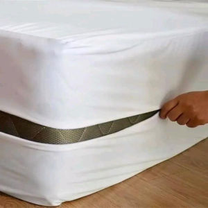 ANYA BEDDINGS HOTEL QUALITY PLAIN WHITE FOAM COVER LONG ZIPPER - 100% PURE CANADIAN COTTON
