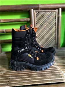PROMO CUCI GUDANG sepatu safety boots terbaru delta tactical 8inchi KARET 5.2.2