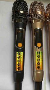 Micro loa kéo vàng chống hú củ micro k8 hát nhẹ