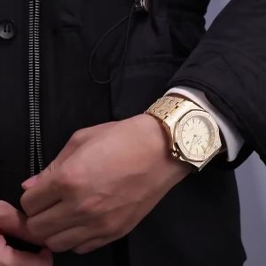 Jam Tangan Emas Beku Lelaki Jenis Popular Muka Jam Besar Segi Lapan Kalis Air Cahaya Malam Tukul Emas Jam Pergelangan Tangan Band Keluli Teknologi