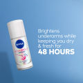 NIVEA Deodorant Extra Brightening Serum Antiperspirant Roll-On with Vitamin C, 40ml. 