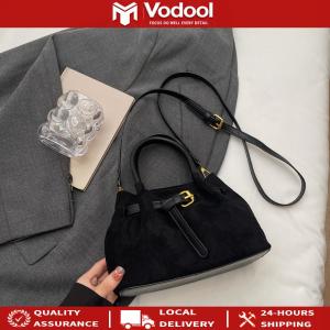Women Faux Suede Retro Shoulder Bag with Adjustable Strap Vintage Crossbody Bag Solid Color Top Handle Purse for Daily Use Without Pendant