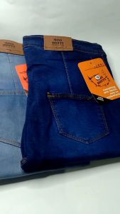 Celana High Waist Cewek: Pilihan Celana Panjang yang Nyaman untuk Berbagai Aktivitas