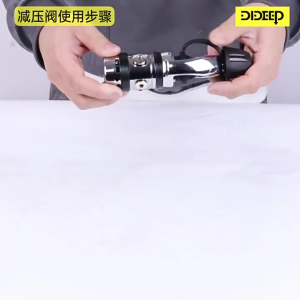 การควบคุมการหายใจที่ราบรื่นสำหรับใช้ในน้ำเค็มตัวควบคุมการดำน้ำที่มีความแม่นยำ5ระดับ