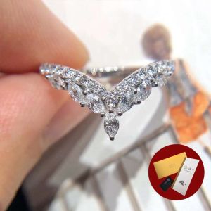 Diamcity (Free Gra Certificate) R-ring Moissanite 05 Karat Untuk Wanita Cincin
