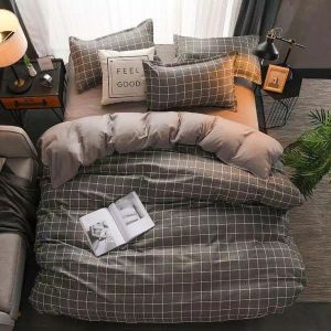 BEDCOVER SET KOTAK-POLOS