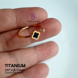 Cincin Titanium Wanita Clover Elegan Stylish Untuk yang berjiwa muda Awet Anti Luntur Perhiasan Fashion Import Premium cnt118