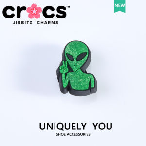 Jibbitz silang Alien Shoe Buckle UFO Cartoon Cute Shoes Butang azimat bunga