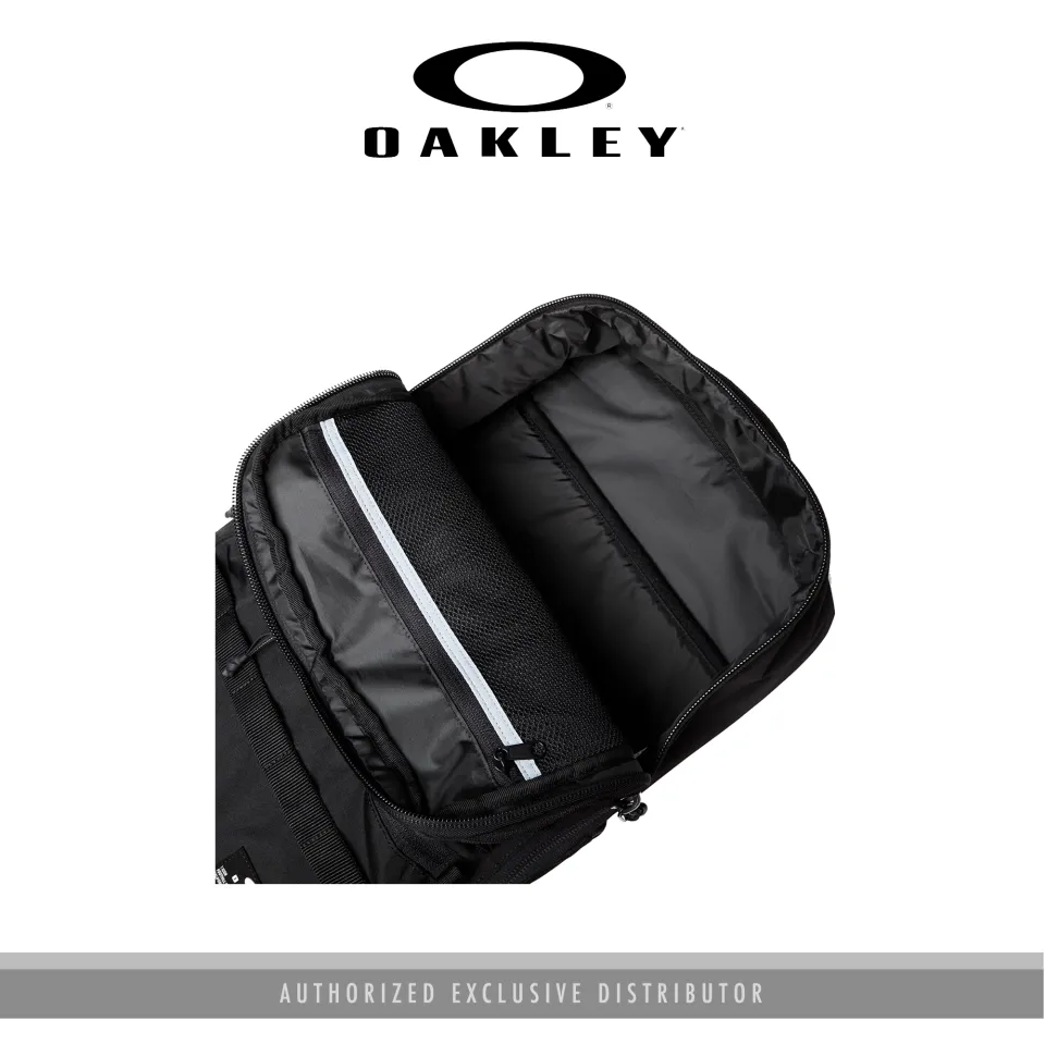 Oakley Essential Backpack M Khaki Polyester Backpack Blackout