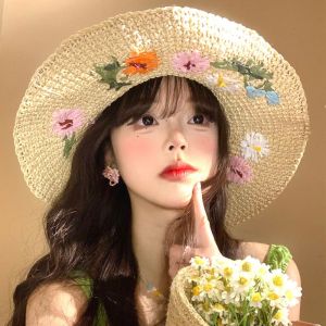 Sweet Colorful Flower Straw Hat Embroidered Flower Boho Weave Hat Visor Wide Brim Womens Sun Hats Travel