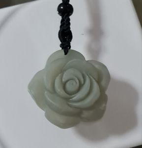 He Tian Yu or Hetian Jade necklace with flower