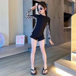 pandu ชุดว่ายน้ำเด็กผู้หญิง ชุดว่ายน้ำแขนยาว ชุดว่ายน้ำแสงแดด ใหม่ ชุดว่ายน้ำฤดูร้อน