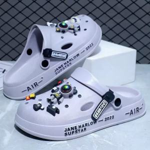 Free Shipping Oversized EVA Clogs MenS New Summer Breathable Sandals Non-Slip And Wear-Resistant Suitable For Outdoor Wear Closed-Toe Beach Slippers