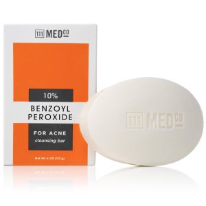 111MedCo xà phòng làm sạch da mặt và cơ thể chứa 10% Benzoyl Peroxide giúp trị mụn hiệu quả không chứa chất tạo bọt dùng cho các vùng da mặt ngực và lưng có nhiều mụn cứng đầu dung tích 4 oz.