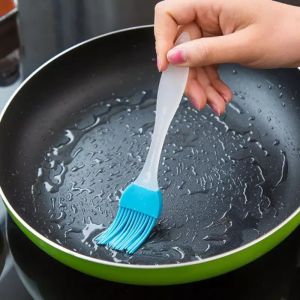 KUAS SILIKON MENTEGA TAHAN PANAS / KUAS OLES MINYAK KUAS BBQ KUAS ROTI / FOOD BRUSH