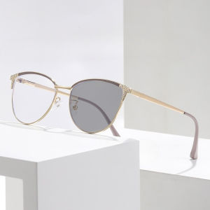 JN IMPRESSION Kim cương dát ánh sáng màu nhạy cảm thay đổi kính thời trang xuyên biên giới Kính mắt mèo với kích thước nhỏ và bảo vệ đèn xanh dương cho cận thị