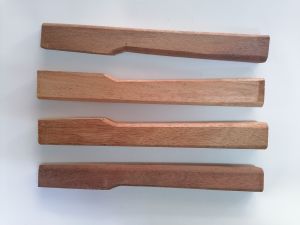 Cán Búa ( Gỗ cây mù u ).