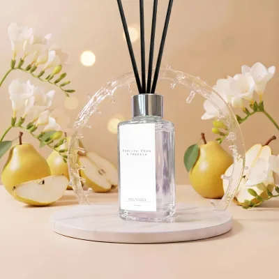 รวมกลิ่น Diffuser ก้านหอม 50ml เลือกได้ 9 กลิ่น หอมนาน 2-3 เดือน พร้อมก้านไม้ ของขวัญ ของตกแต่งบ้าน กลิ่น English Pear & Freesia สไตล์ Jo Malone น้ำหอมปรับอากาศ หอมฟุ้งทั่วห้อง รวมกลิ่นฮิต Vanilla Lavender Jasmine