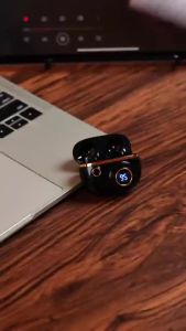 Tai Nghe Bluetooth 5.4 TWS - Đeo Nhẹ Như Mây Không Đau Tai Màn Hình LED Độ Trễ Thấp 65ms Âm HiFi J08C