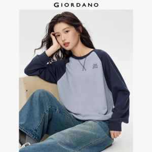 GIORDANO ผู้หญิง เสื้อสเวตเตอร์ปักตัวอักษรแบบตัดกัน เสื้อสเวตเตอร์คอกลมแขนแรกลัน แฟชั่นลำลอง 05325809