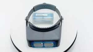 QWORK Headband Magnifier Double Optical Head-Mounted Reading Magnifier Hands Free Jeweler Loupe 4 Replaceable Lenses for Reading Repair (1.5X2.0X2.5X3.5X)