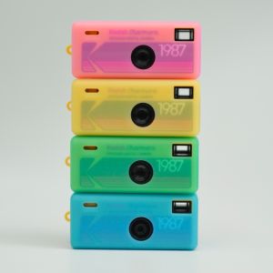 INNEWIN Soft Silicone Protective Cover Luminous Transparent Protective Shell Shockproof Scratch-Resistant Matte Decorative Cover for Kodak Charmera Blind Box Camera