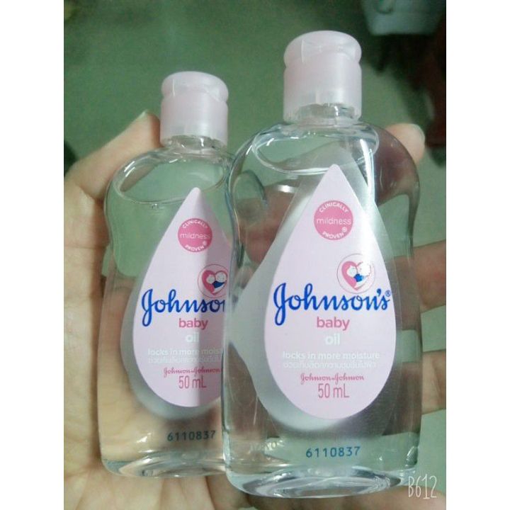 %5BCombo%202%20chai%5D%20D%E1%BA%A7u%20Baby%20Oil%20Massage%20v%C3%A0%20D%C6%B0%E1%BB%A1ng%20%E1%BA%A9m%20Johnson's%2050ml%20-%20Image%206