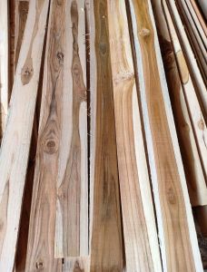 ไม้สักแผ่นสำเร็จรูปพร้อมใช้งาน กว้าง6ซม. หนา1.2ซม.ยาว100ซม. จำนวน1มัดได้10แผ่น