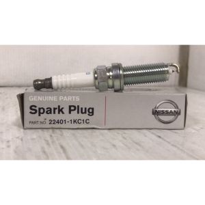รับคูปองค่าจัดส่งมูลค่า 40 บาท!!4pcs หัวเทียน หัวเทียน Iridium  Nissan march(1กล่องมี 4 หัว) 22401-JD01B