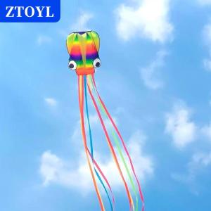 [COD] ZTOYL 1ชุดว่าวซอฟท์ขนาดยักษ์สำหรับผู้ใหญ่ ว่าวปลาหมึก3D สีรุ้งขนาด4เมตรพร้อมยางเส้น100เมตร