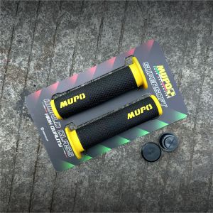 GRIP MUPO MODEL T05 HANDGRIP HANDLE TANGAN MOTOR LEMBUT SARUNG GAS KARET TEBAL HANFAT HANDFAT ANTI SLIP ORIGINAL HANDEL GAS SEPASANG SET KIRI KANAN PNP UNIVERSAL XEON BEAT REVO SUPRA MIO SCOOPY NMAX AEROX ADV LEXI BYSON THUNDER NINJA CBR