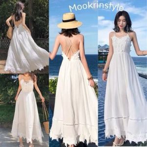 Mookrinstyle เดรสสีขาว ดีเทลสายเดี่ยว ตกแต่งลูกไม้ สายไขว้ด้านหลัง maxidress white