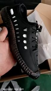 MenS Sandals New Spring/Summer Casual Hollow Leather Shoes Lightweight Soft Sole Clogs
