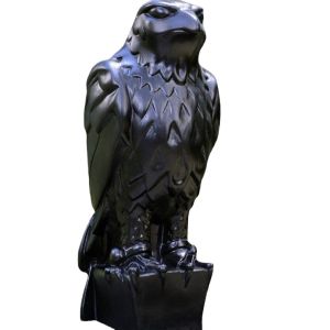 DNFIWN3 Realistic Black Eagle Statue Resin Crafts Retro Hawk Desk Ornament Creative Exquisite Animal Sculpture Home Office Garden Decor