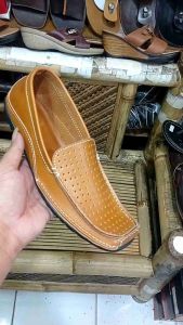 SEPATU KULIT pria dewasa