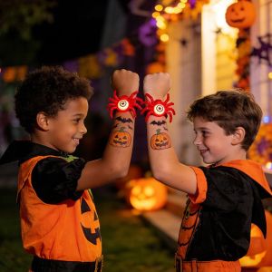 PYA94 Creative Spiders Glowing Lamp Luminous Burst Eyes Spiders Wristband Light Prank Toy Plastic Spider Eyeball LED Night Light Halloween Party